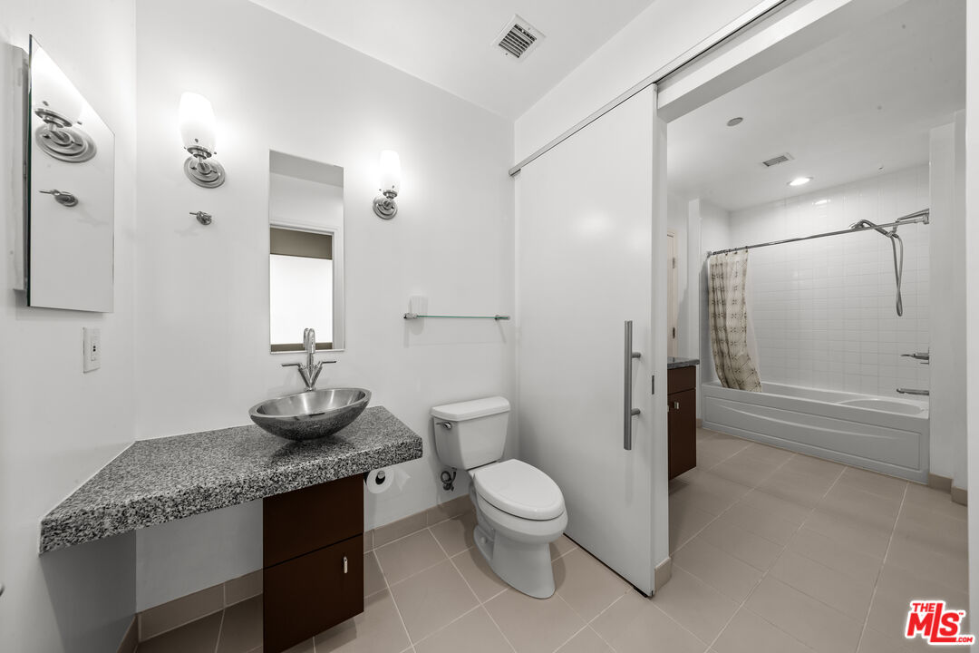 1100 Wilshire Blvd Unit: 2411