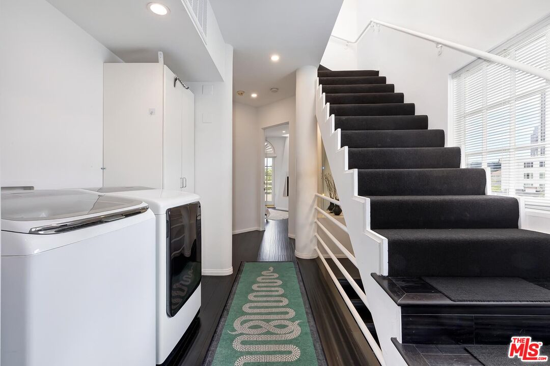 9921 Durant Dr Unit: 2