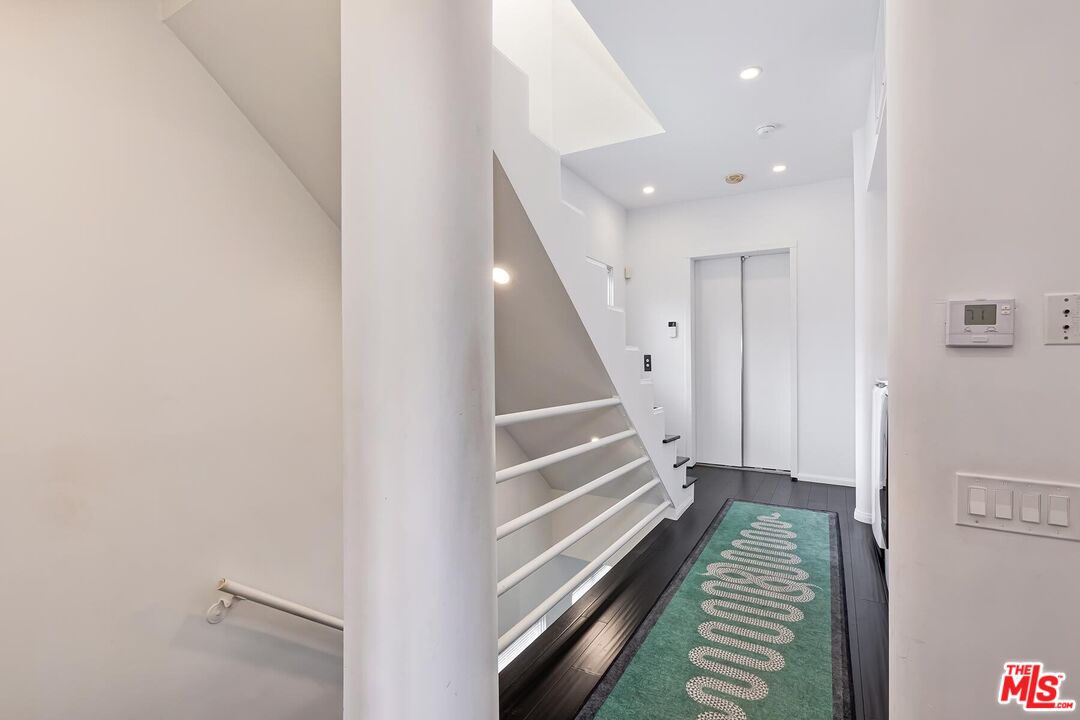 9921 Durant Dr Unit: 2
