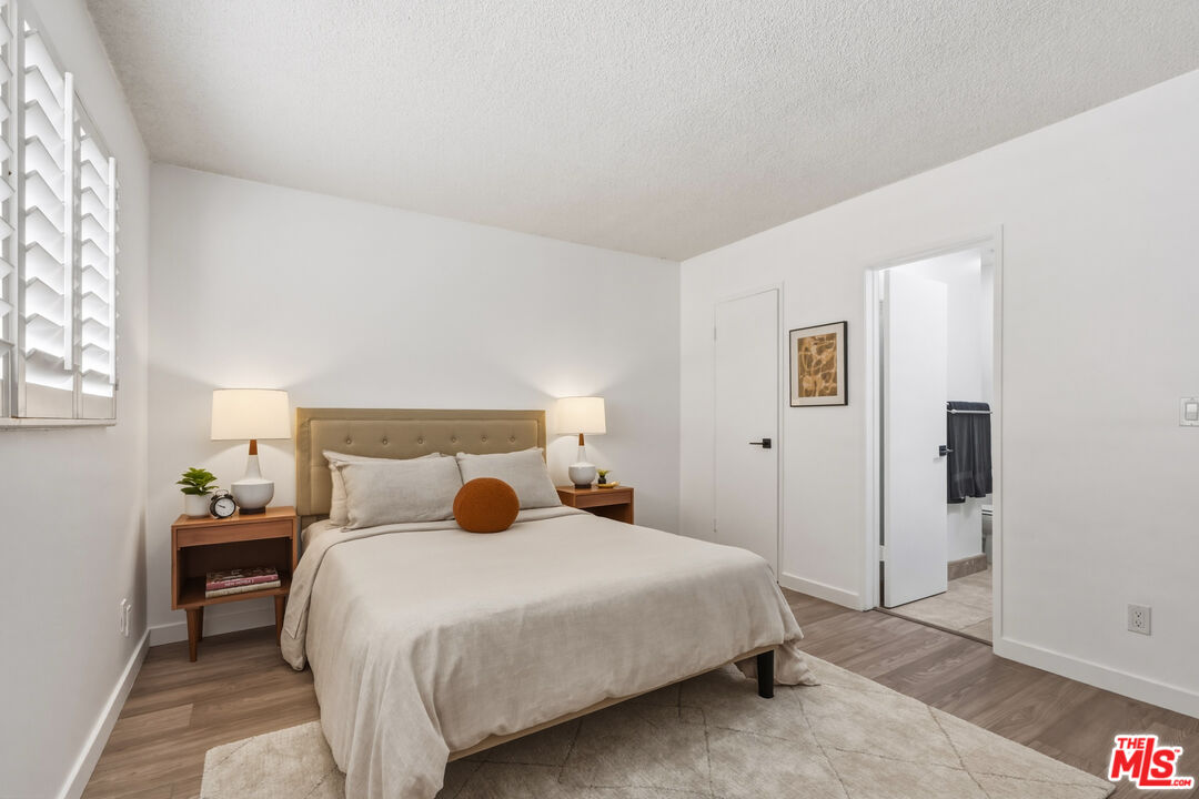11867 Idaho Ave Unit: 9
