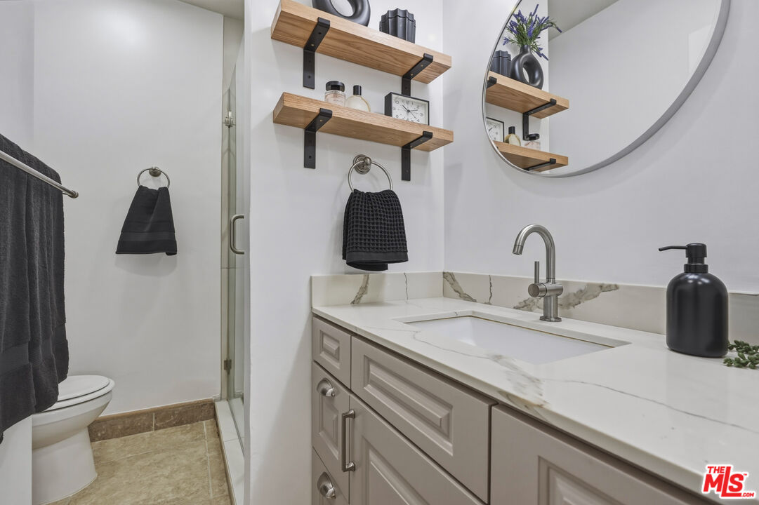11867 Idaho Ave Unit: 9
