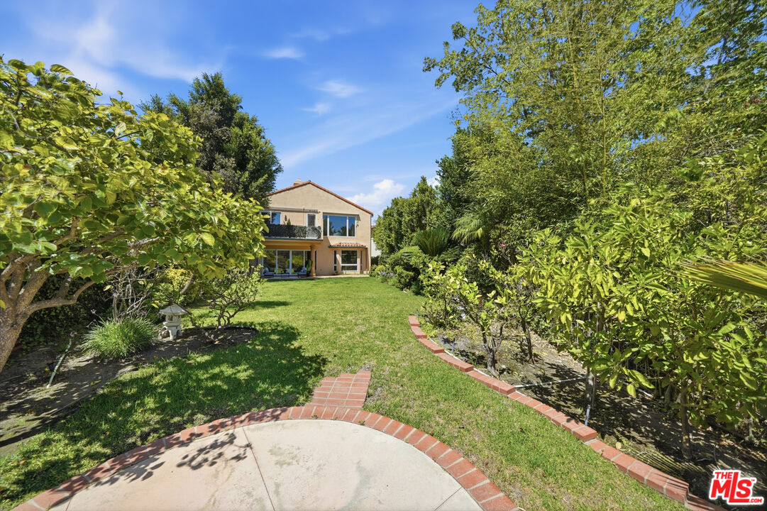 12626 Promontory Rd