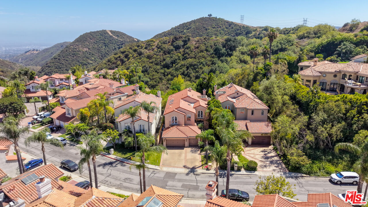 12626 Promontory Rd