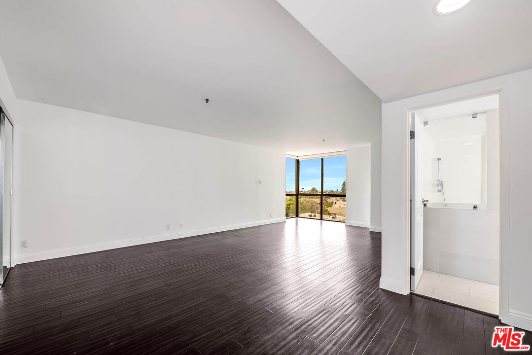 10660 Wilshire Blvd Unit: 701