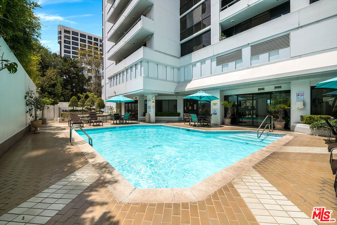10660 Wilshire Blvd Unit: 701