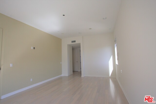 819 S HOLT AVE Unit: PH