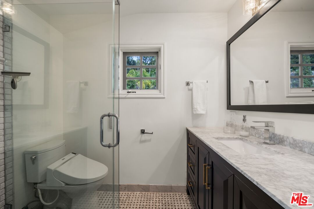 9023 Alto Cedro Dr