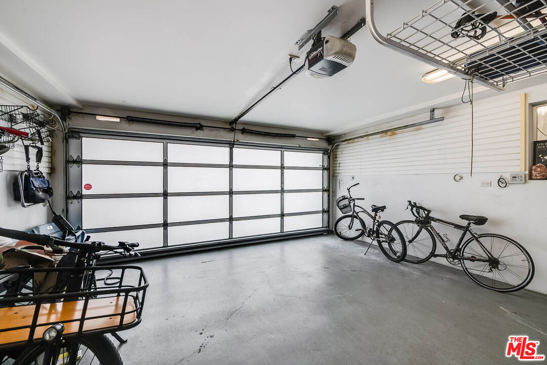 417 Venice Way