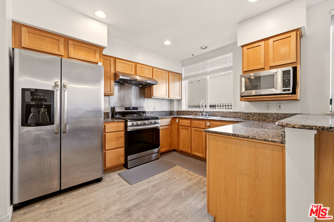 1222 S Westgate Ave Unit: 104