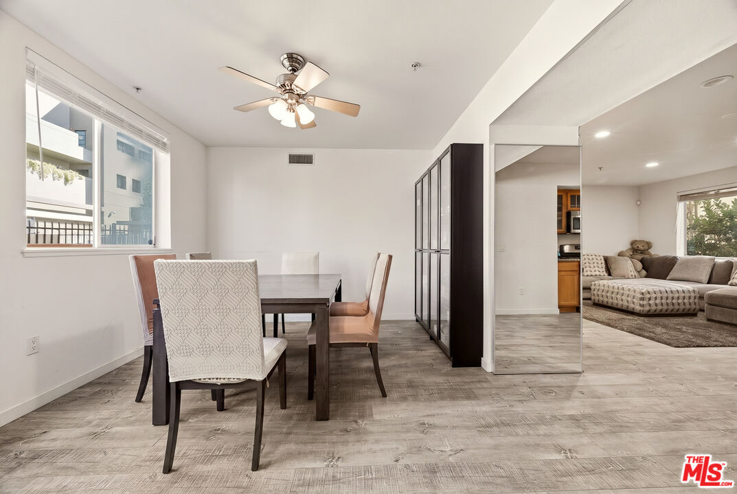 1222 S Westgate Ave Unit: 104