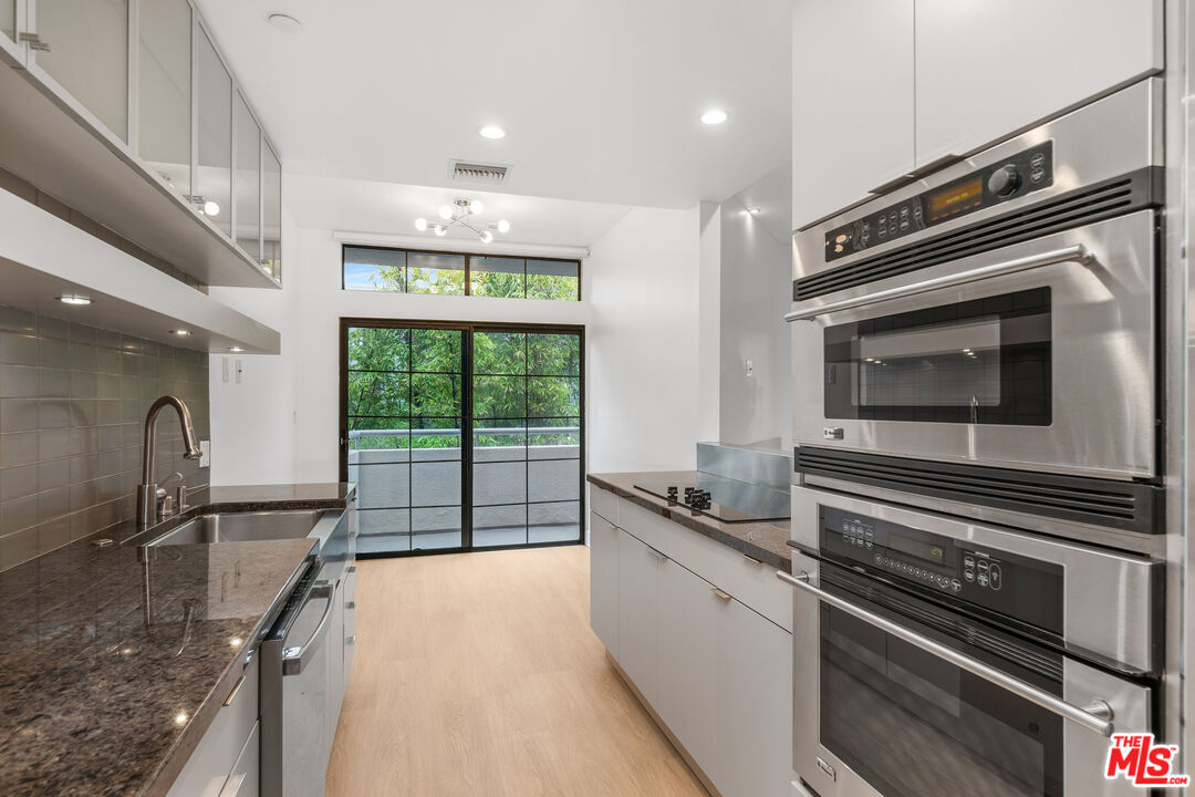 200 N Swall Dr Unit: 9