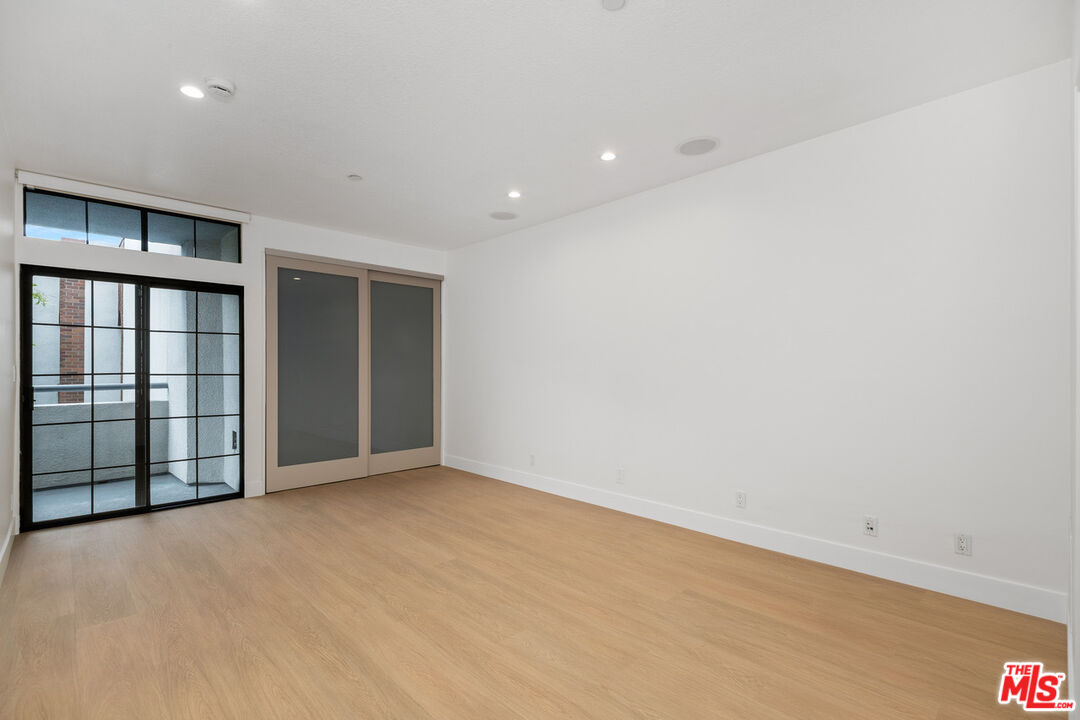 200 N Swall Dr Unit: 9