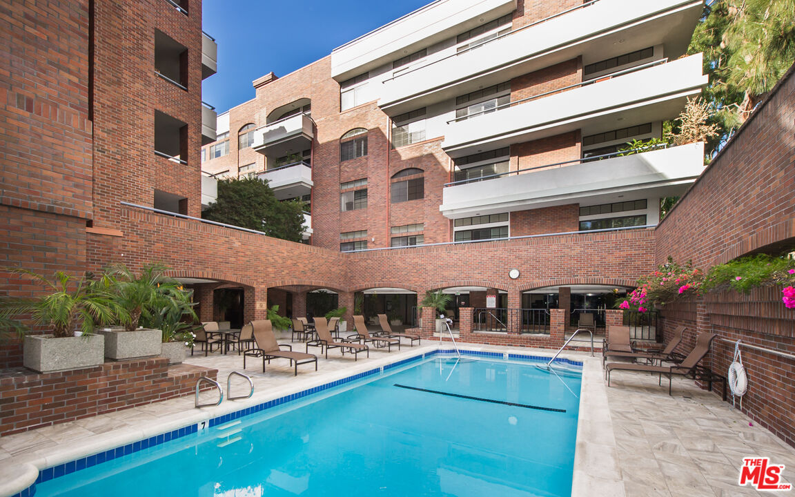 200 N Swall Dr Unit: 9