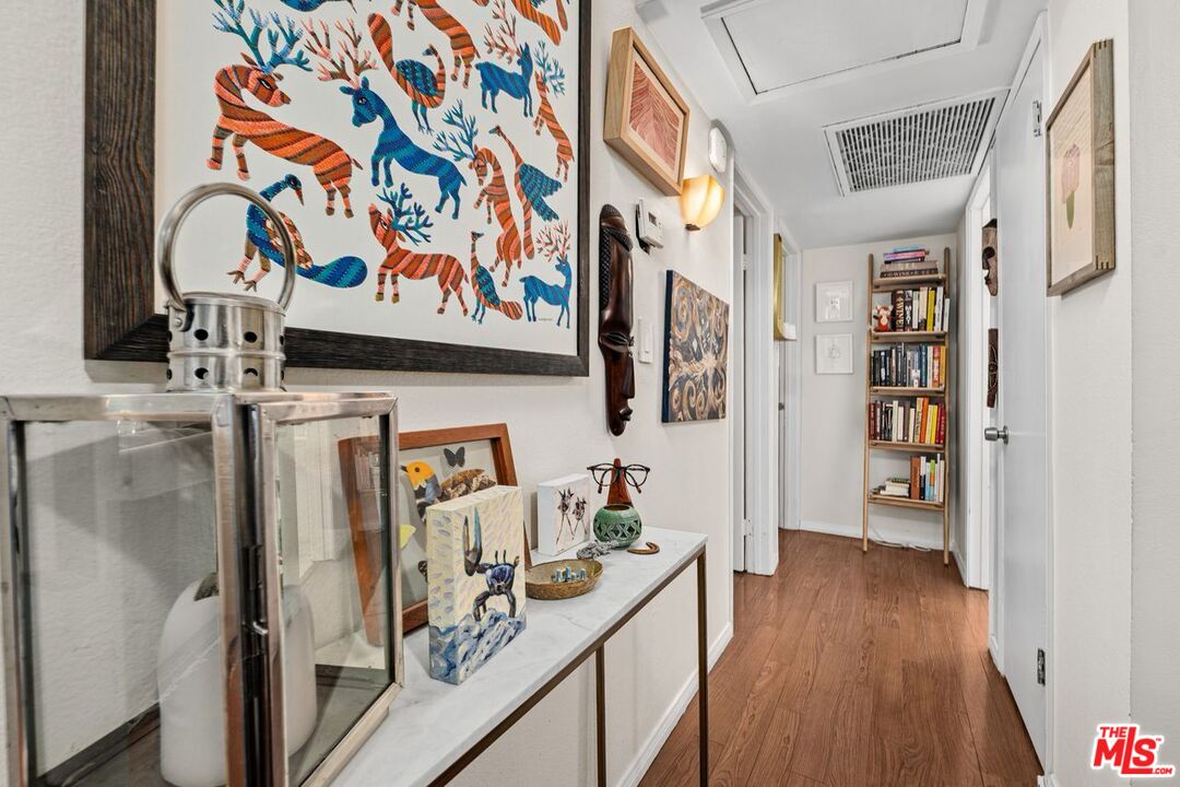 950 N Kings Rd Unit: 108
