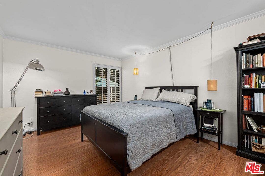 950 N Kings Rd Unit: 108