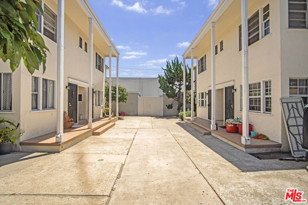 12320 Washington Pl