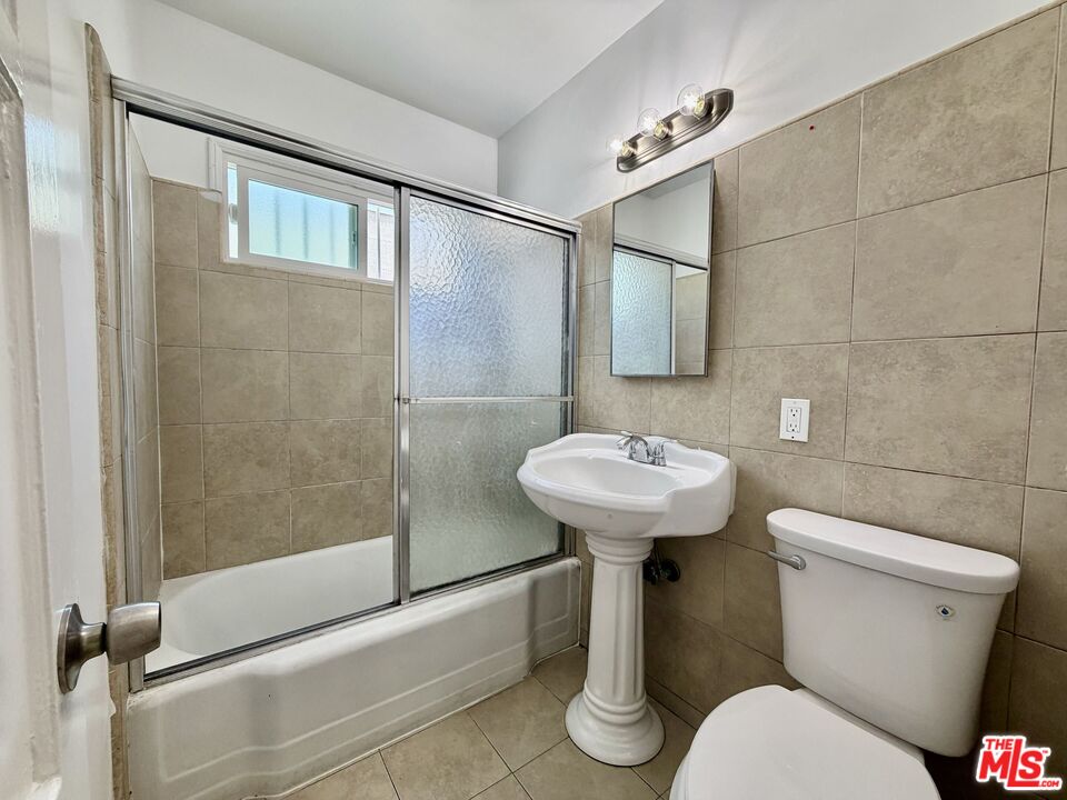 12320 Washington Pl