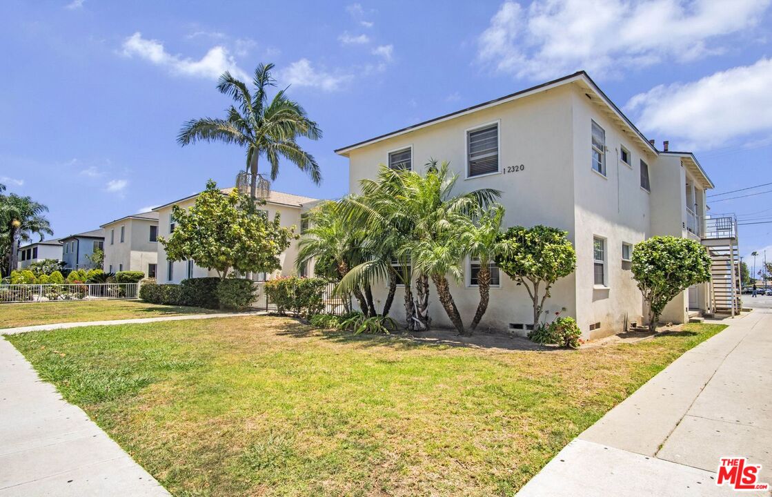 12320 Washington Pl