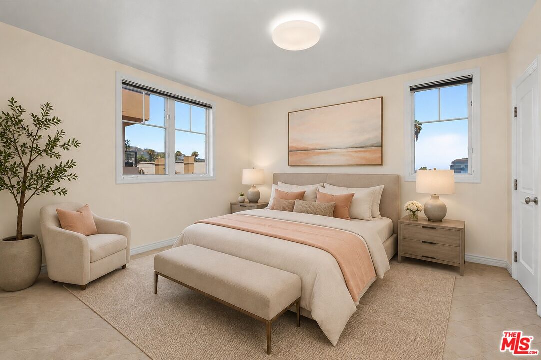 430 N Oakhurst Dr Unit: PH406