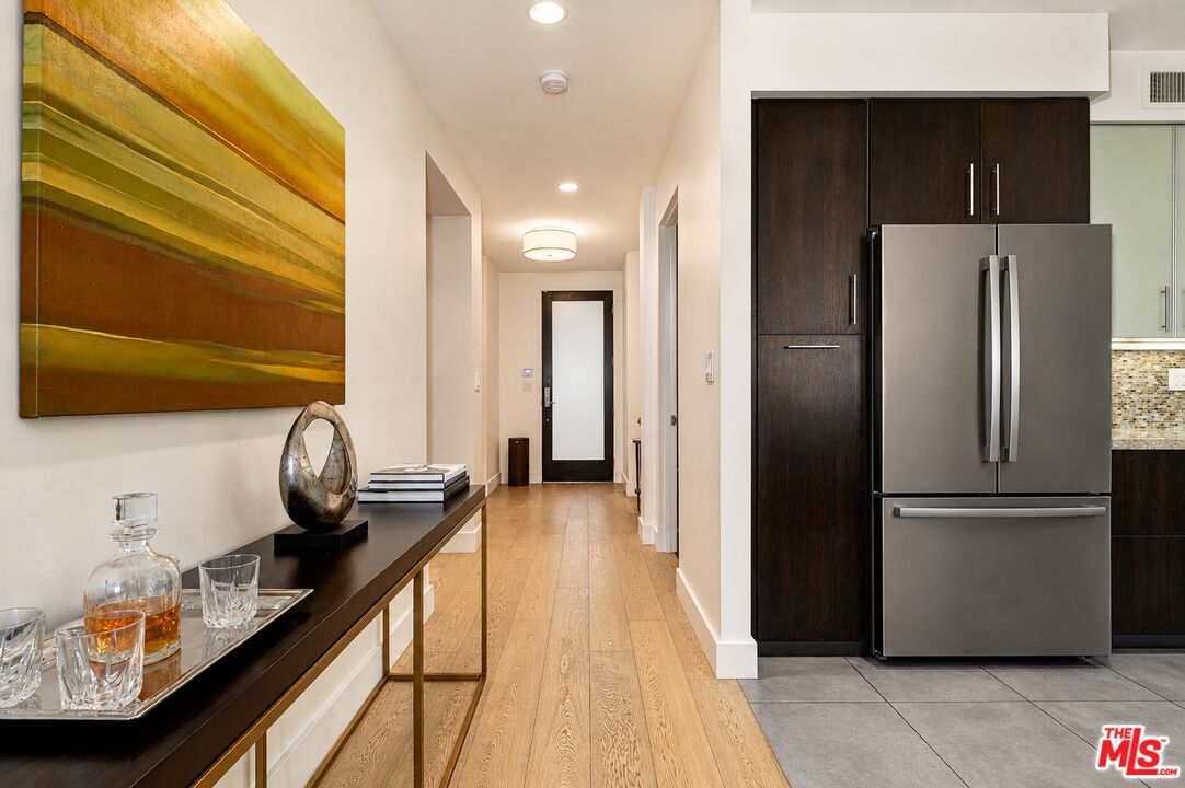 1304 Roxbury Dr Unit: 202