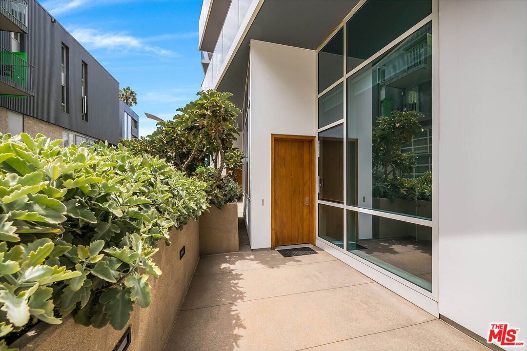 1705 Ocean Ave Unit: 103