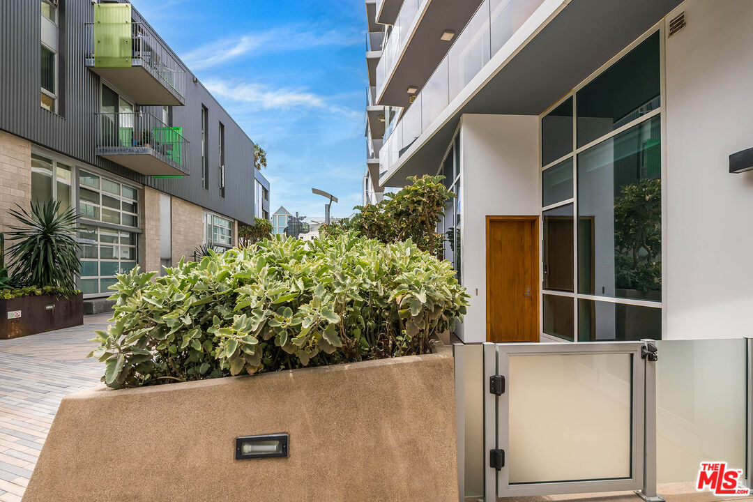 1705 Ocean Ave Unit: 103