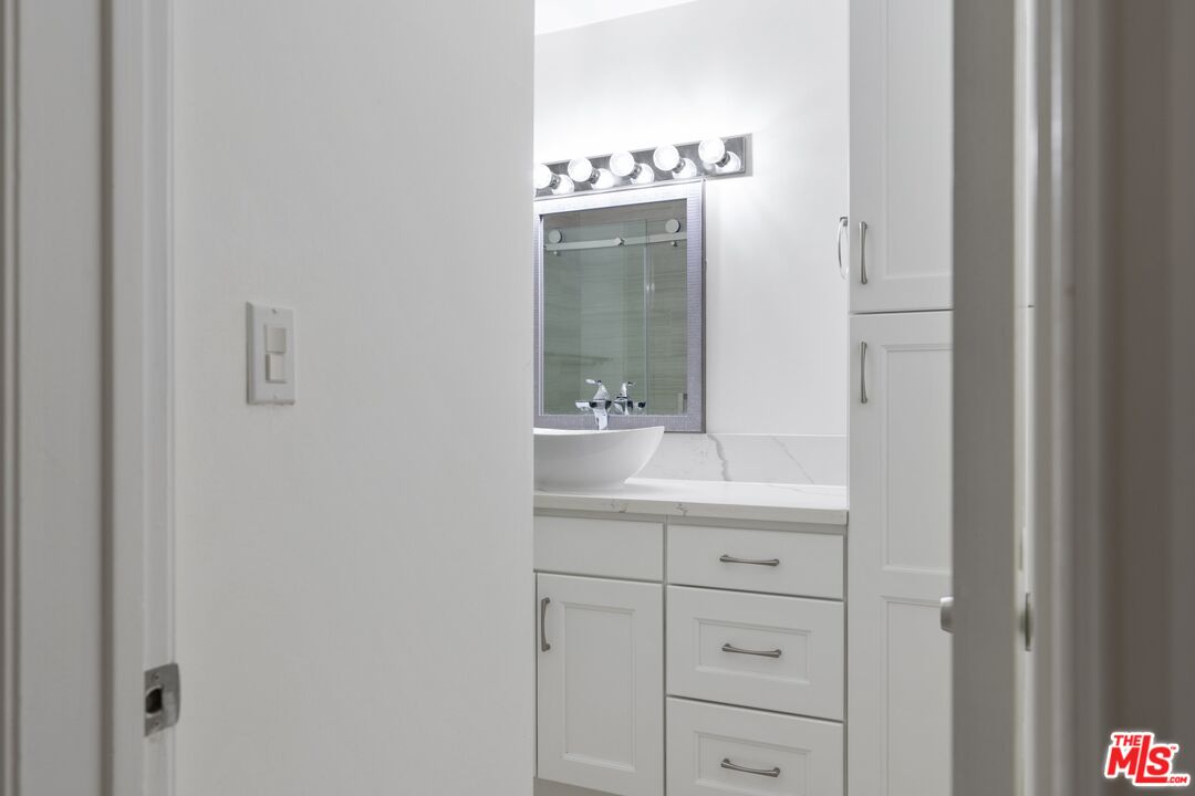 4255 W 5th St Unit: 209