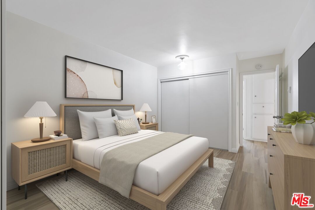 4255 W 5th St Unit: 209