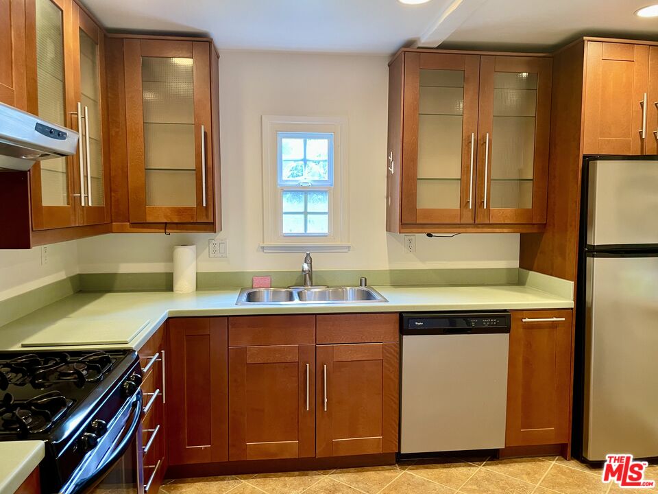 9050 Elevado St Unit: Guest Home