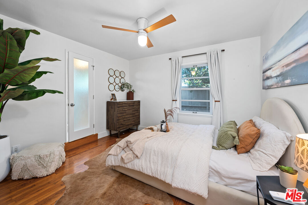 1216 Elm St
