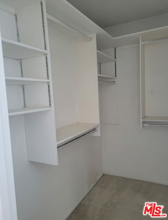 960 Larrabee St Unit: 310