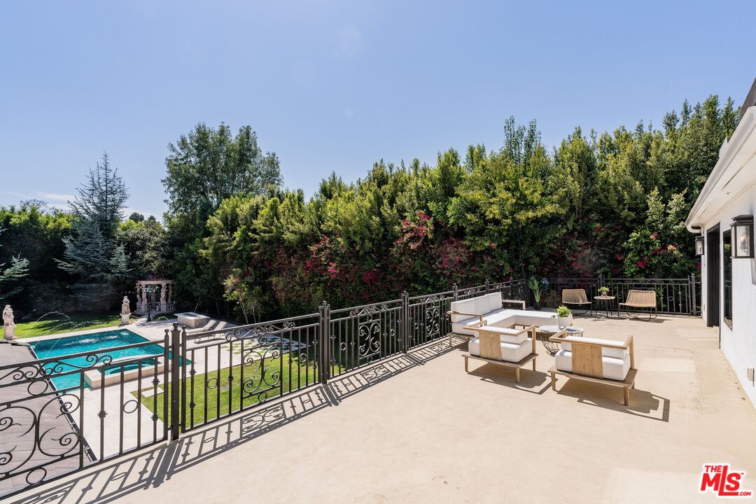 701 Trenton Dr