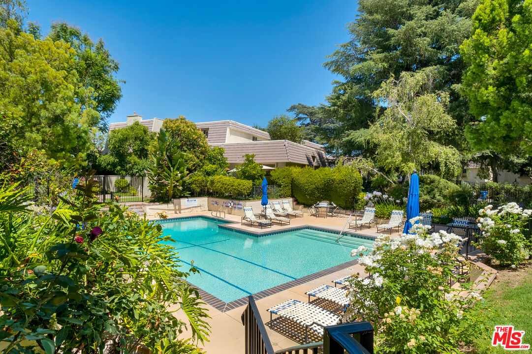 6225 Shoup Ave Unit: 109