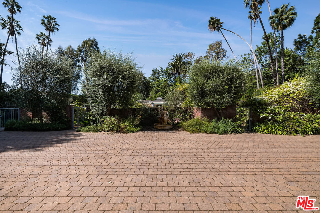 101 Bel Air Rd
