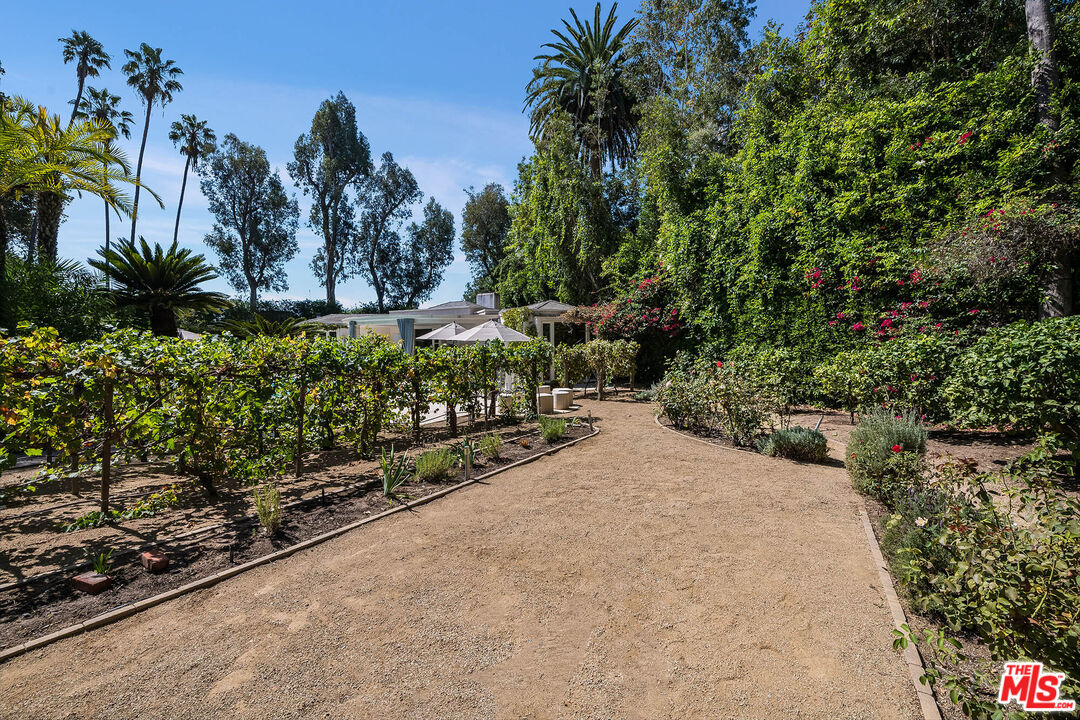 101 Bel Air Rd