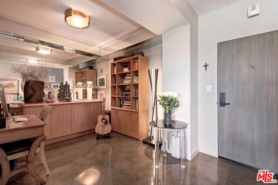 999 N Doheny Dr Unit: 1012