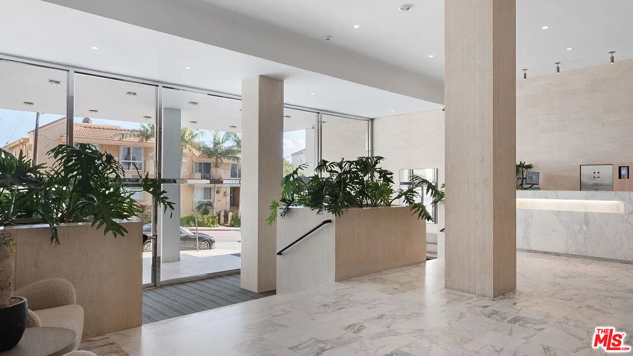 999 N Doheny Dr Unit: 1012