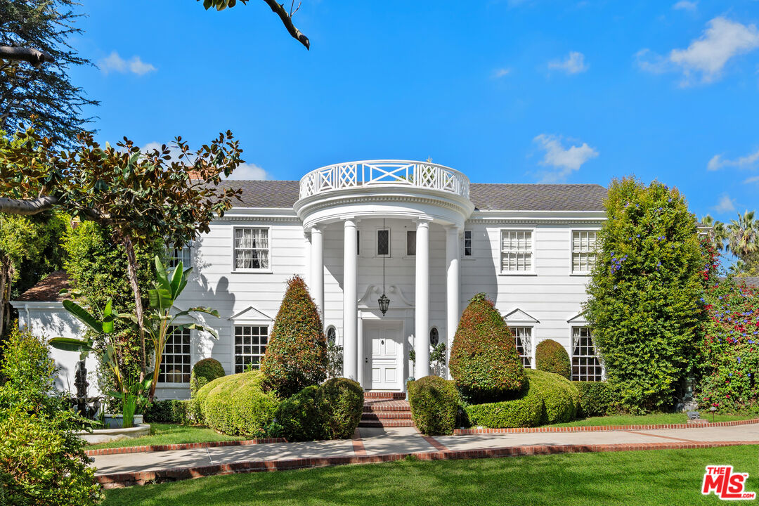 251 N Bristol Ave
