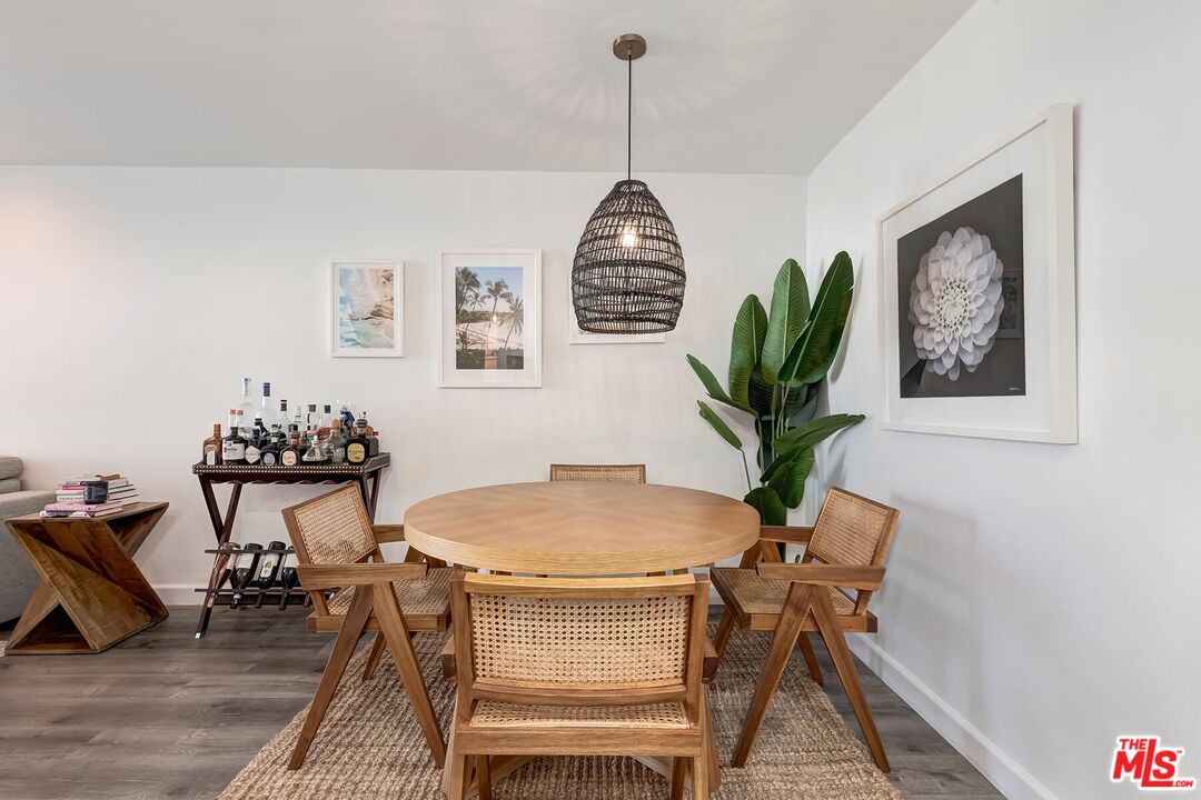 8530 Holloway Dr Unit: 422