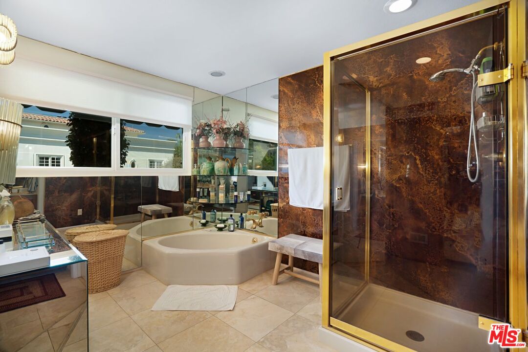 9330 Clifton Way Unit: 105