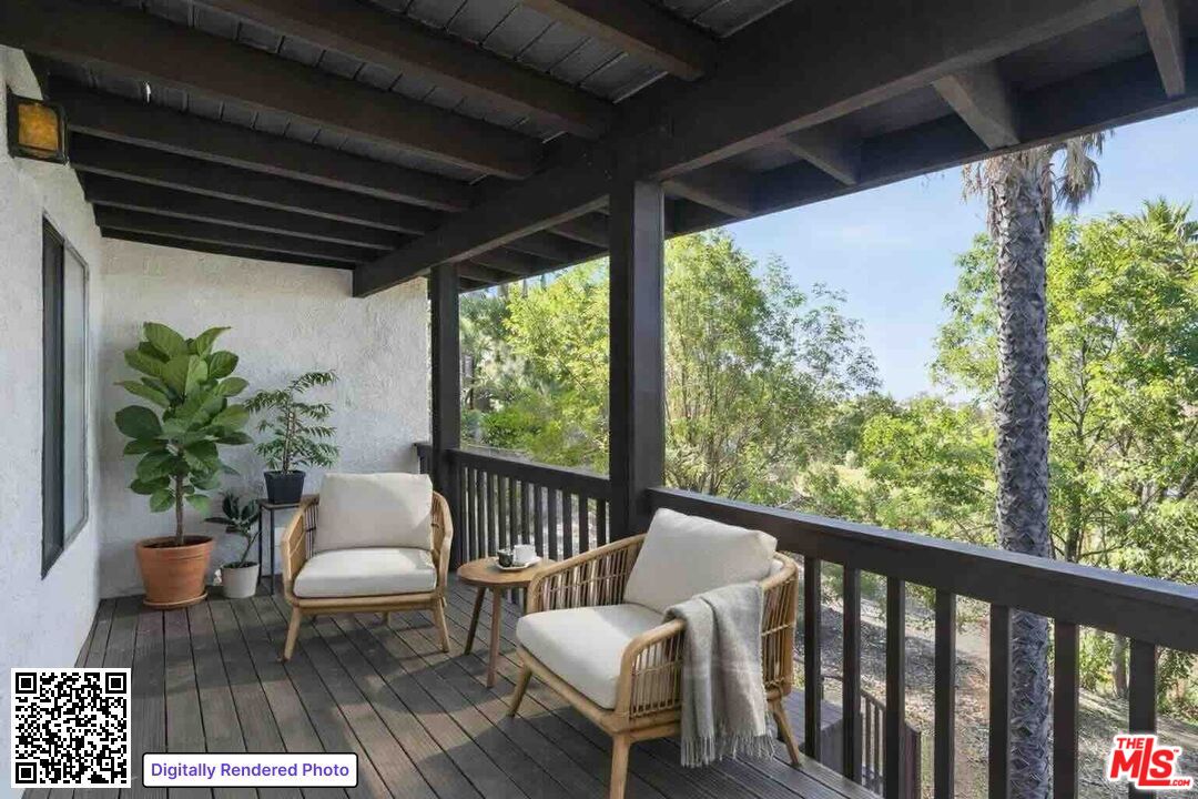 4912 Llano Dr