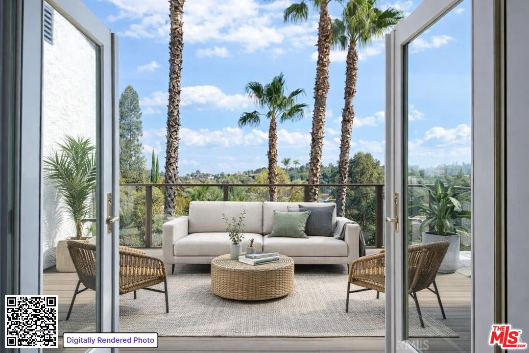 4912 Llano Dr