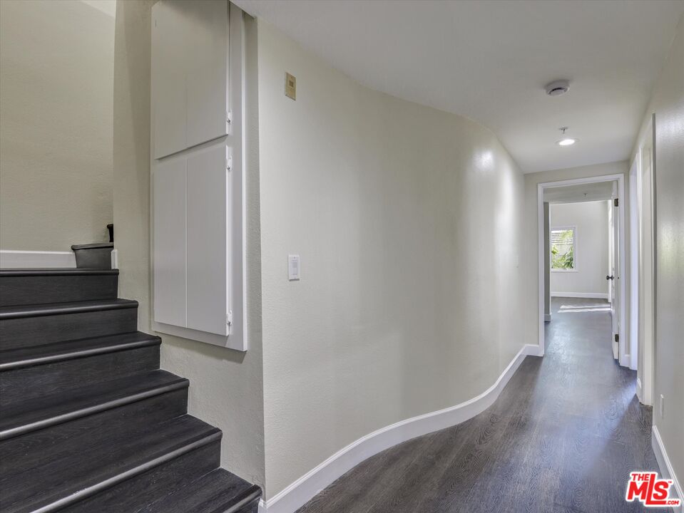 2604 E 20th St Unit: 205E