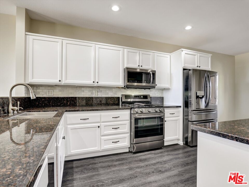 2604 E 20th St Unit: 205E