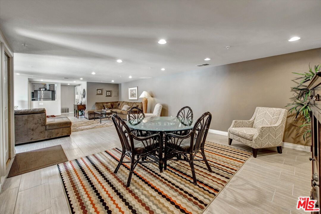 2604 E 20th St Unit: 205E
