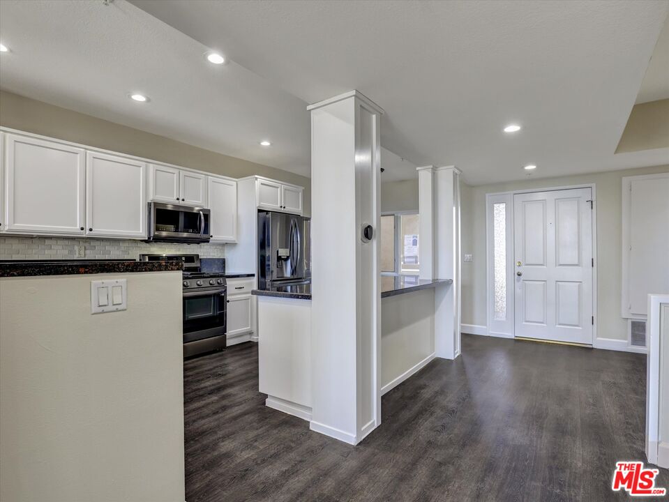 2604 E 20th St Unit: 205E