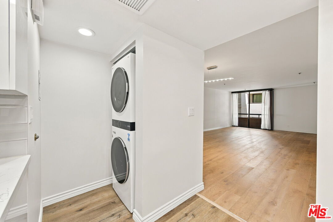 10660 Wilshire Blvd Unit: 407