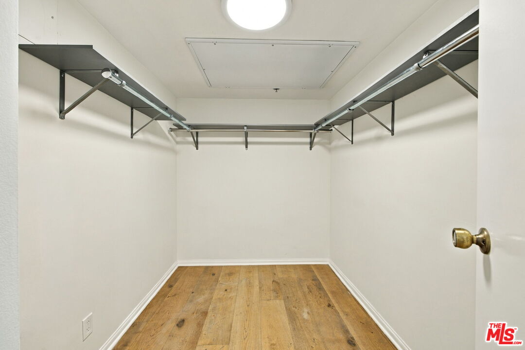 10660 Wilshire Blvd Unit: 407