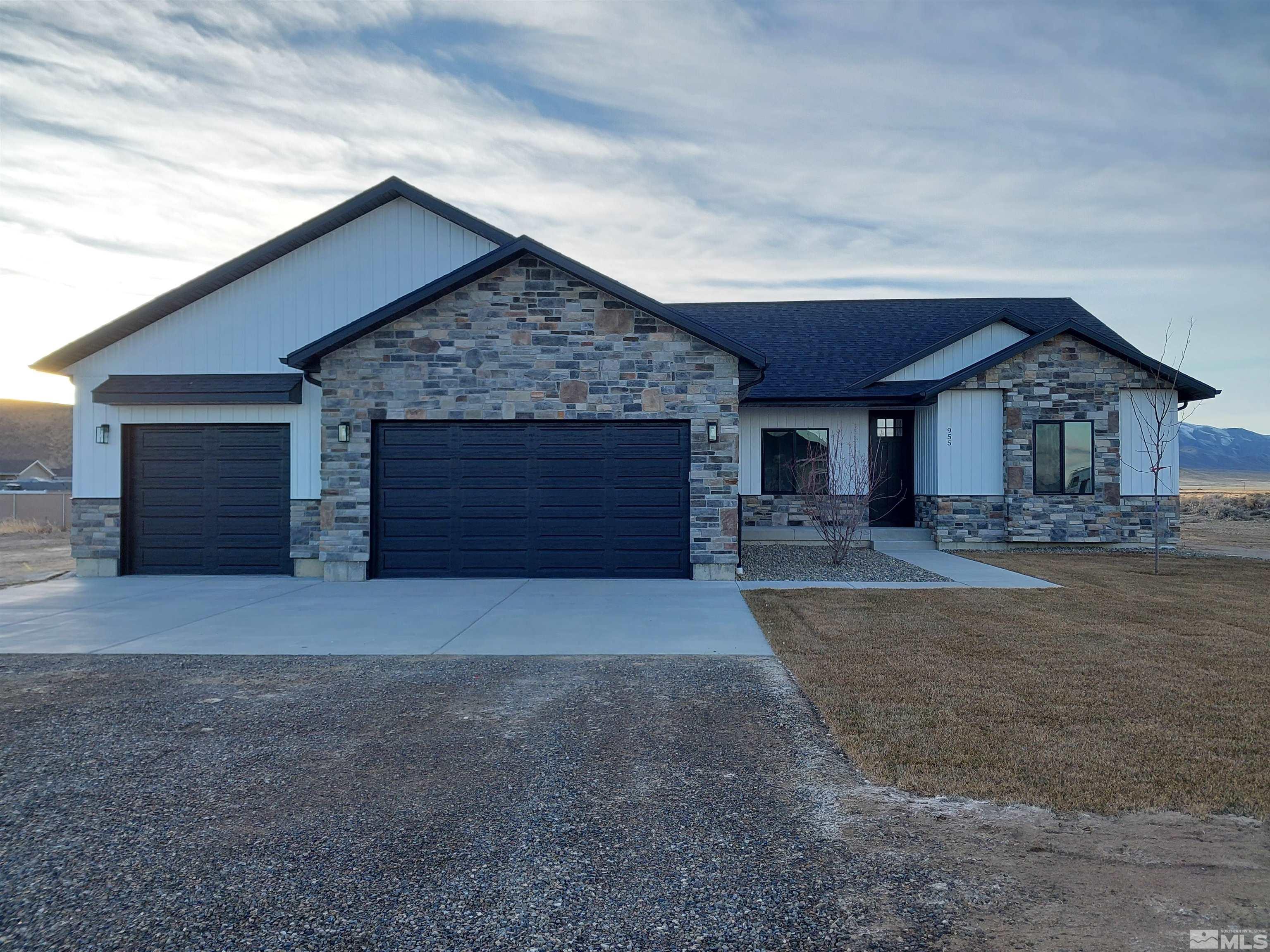 955 Sheep Creek Road