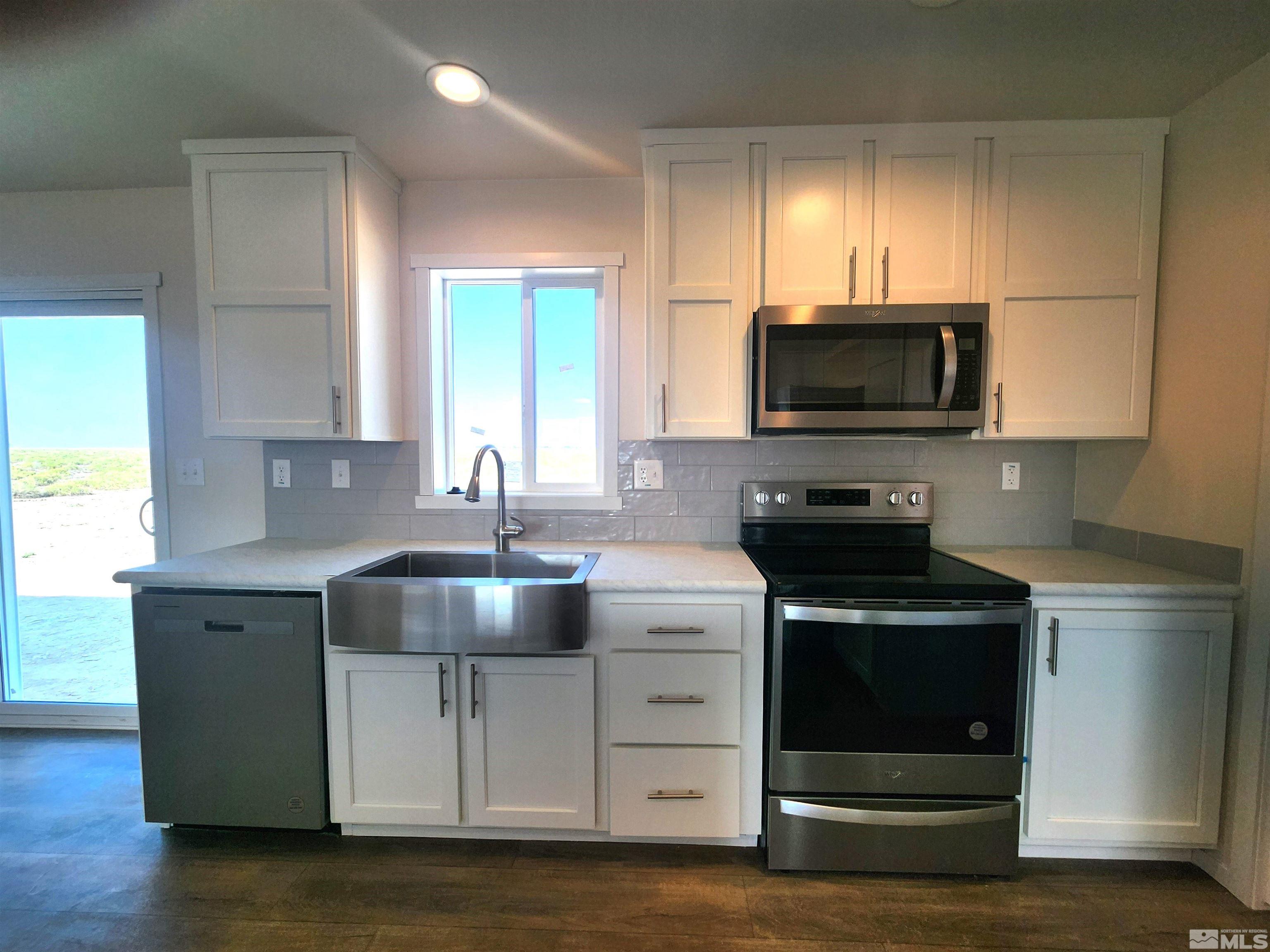 1970 W Horseshoe Road